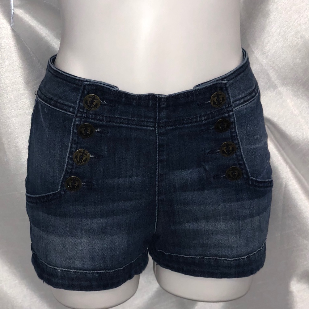Express Jean Shorts👖
